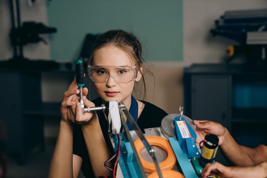 Woman in stem